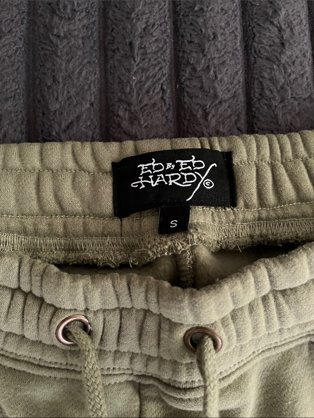 Ed Hardy Sweatsuit - Picture 4 of 5